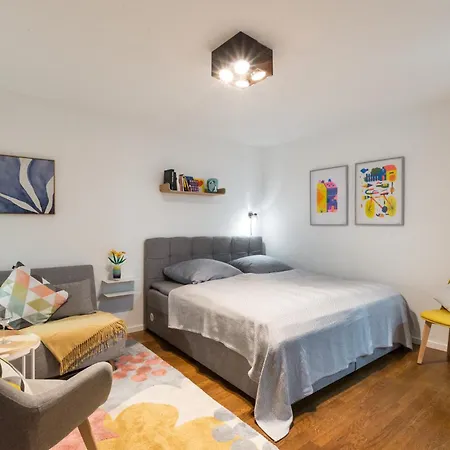 J8 Room22 Studioapartment Mitte Mitte